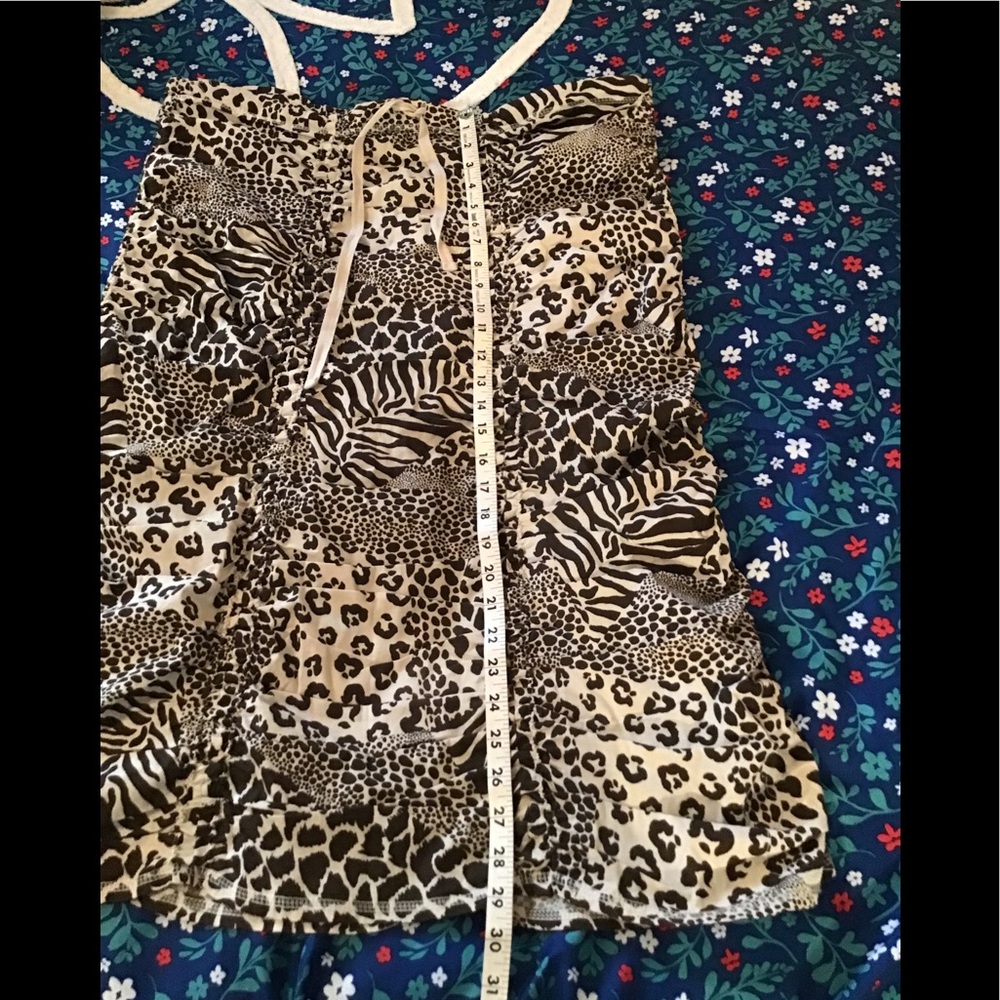 Women’s size petite XL contrast long skirt with drawstring waist stretch fabric